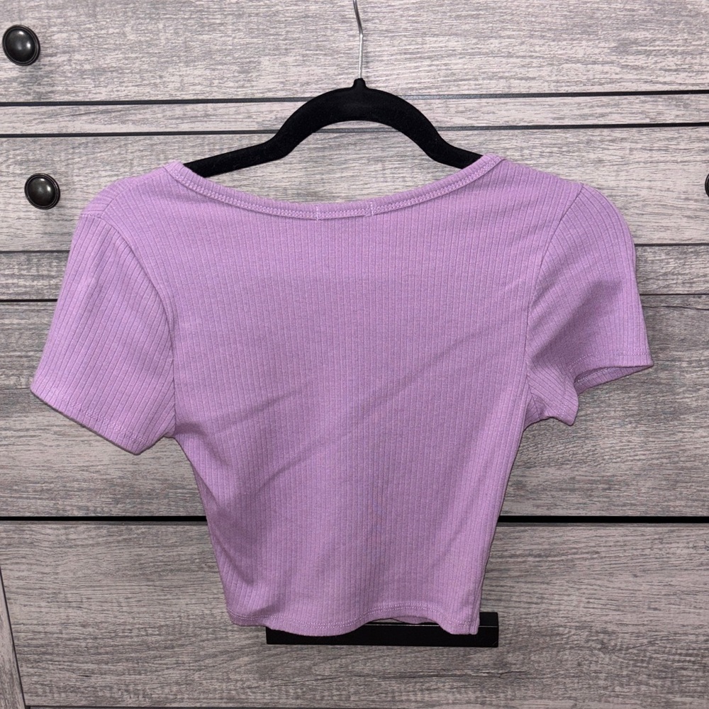 Bozzolo Lilac Faux Button Up Ribbed Crop Top - Picture 4 of 4